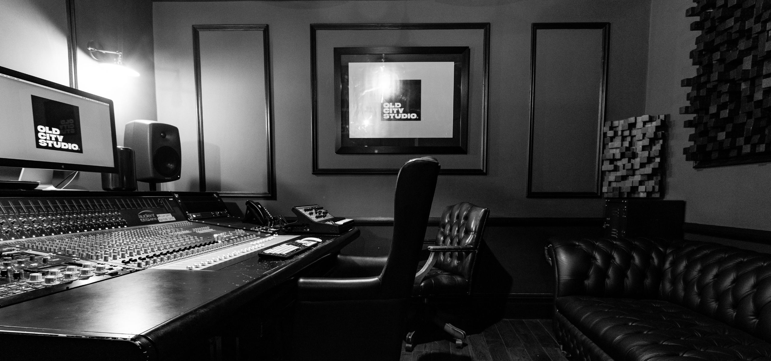 Picture of Bristol Voiceover Studio - Old City Studio